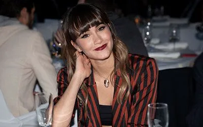 Idea de Funko de Aitana con los labios en rojo intenso